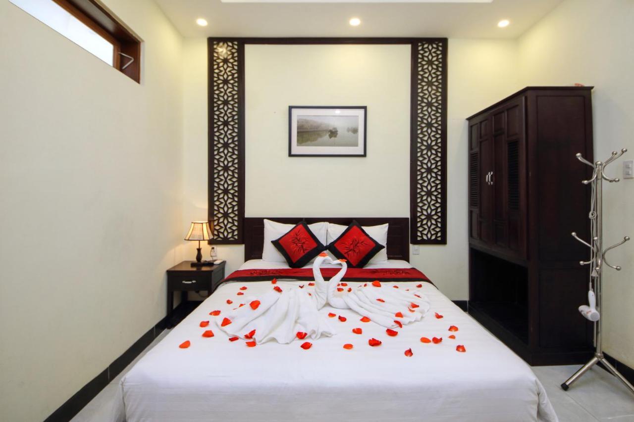 Fireworks Homestay Хойан Экстерьер фото